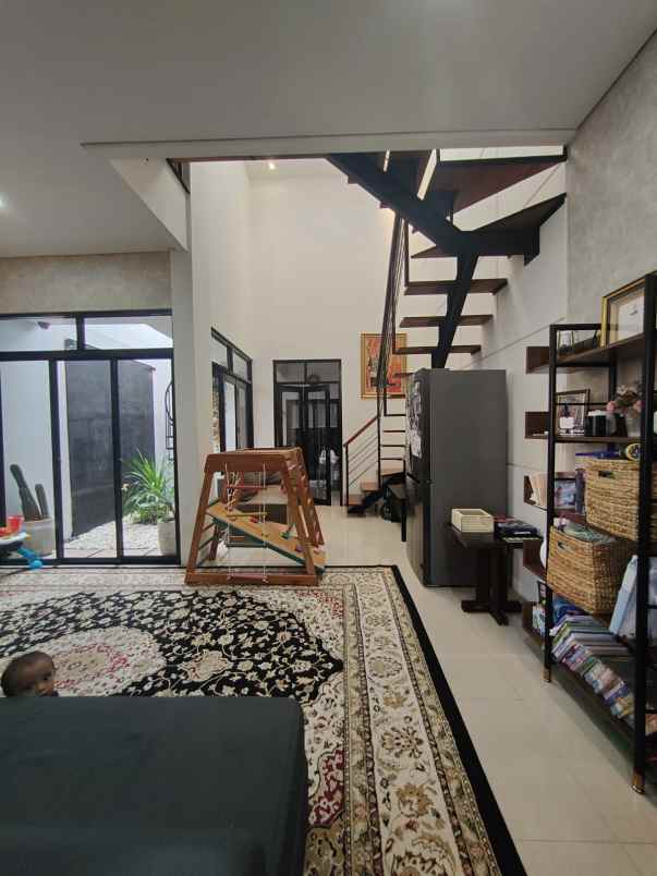 dijual rumah duren sawit jaktim