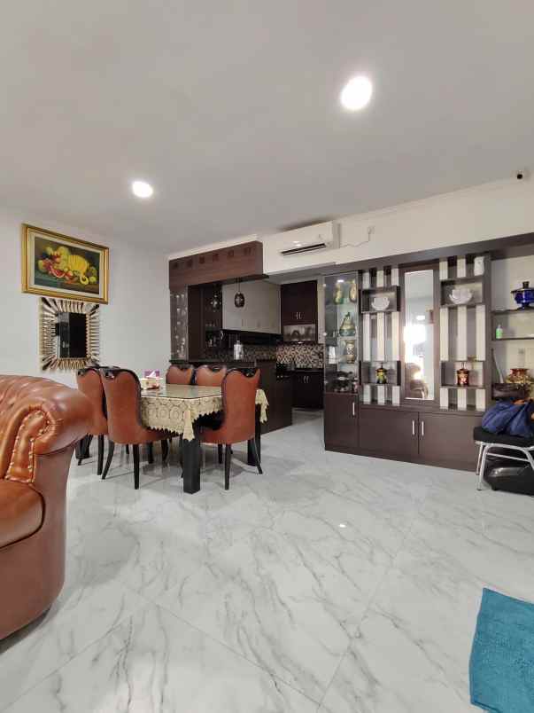 dijual rumah full furnish jagakarsa jaksel