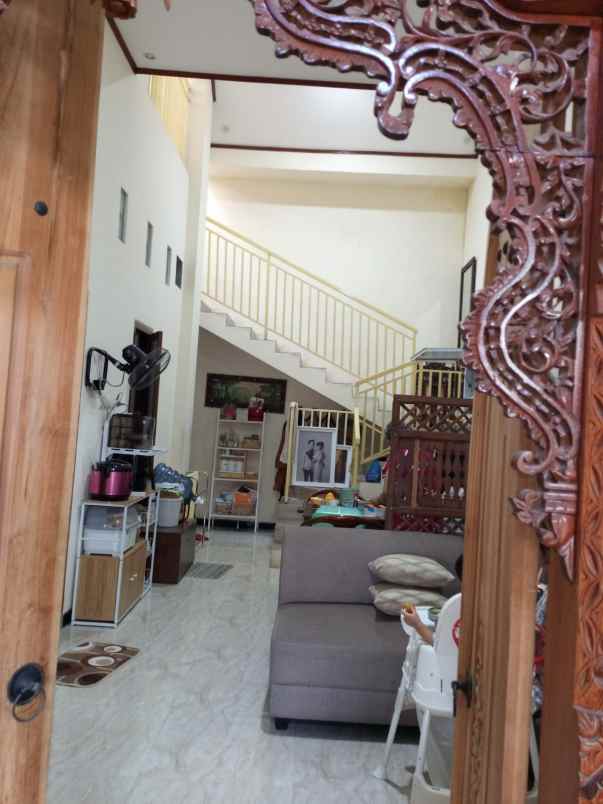 dijual rumah graha elveka