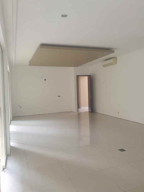 dijual rumah graha natura lontar kec