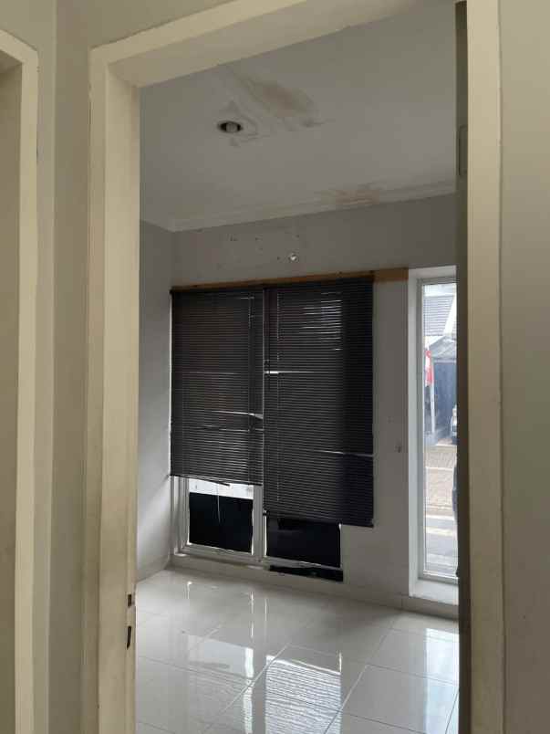 dijual rumah graha raya bintaro