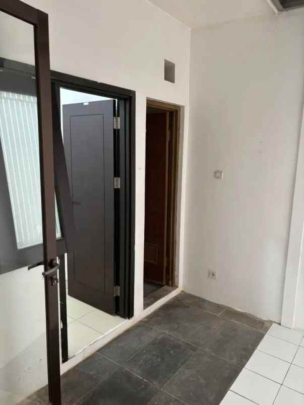 dijual rumah graha raya bintaro
