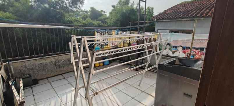 dijual rumah graha taman bunga bsb city