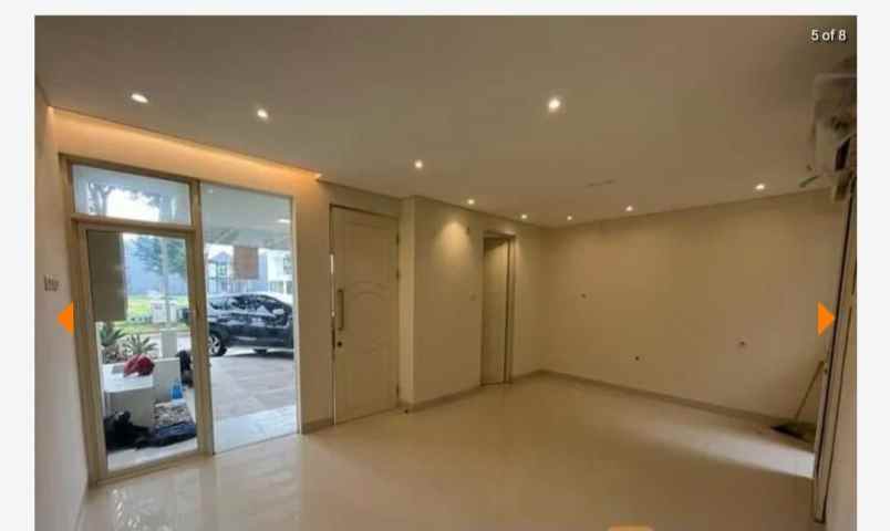 dijual rumah grand pakuwon