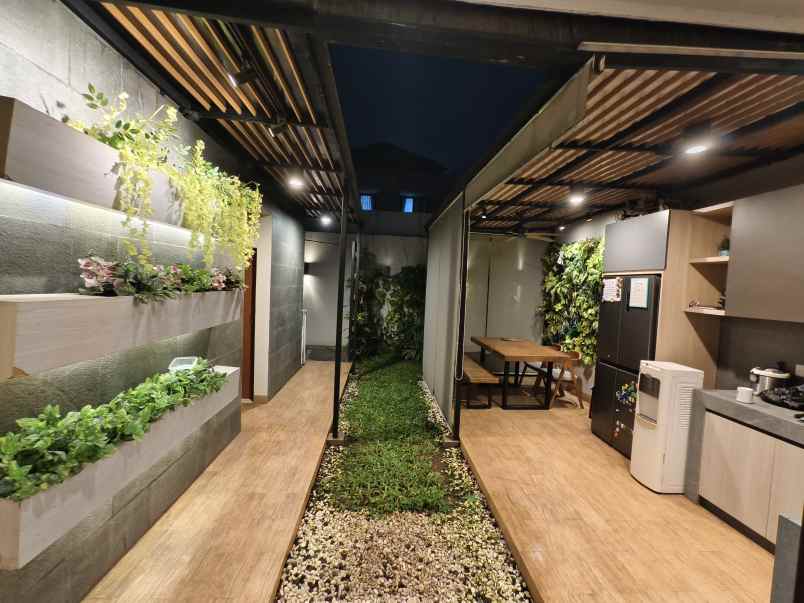 dijual rumah grand wisata cluster