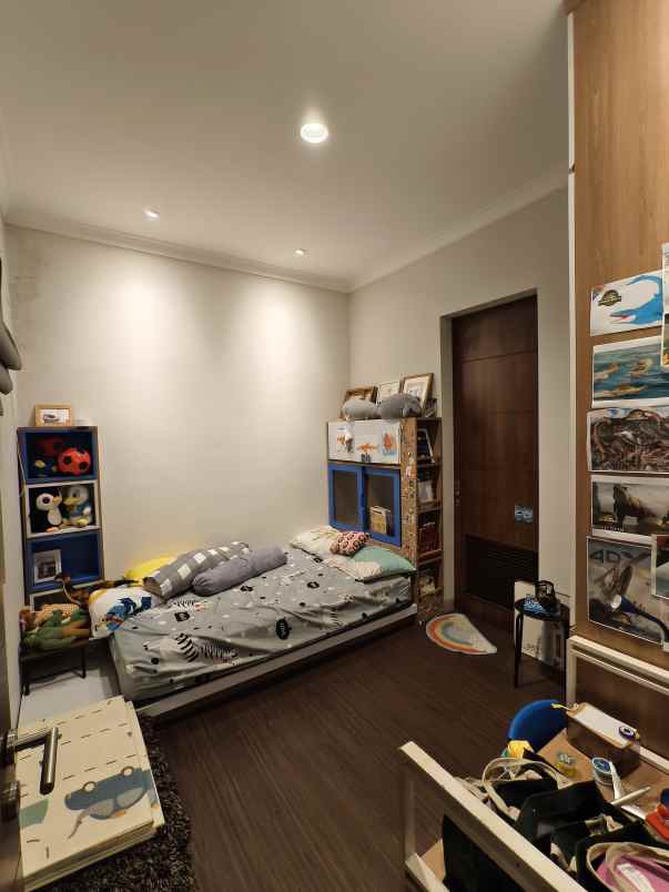 dijual rumah grand wisata cluster
