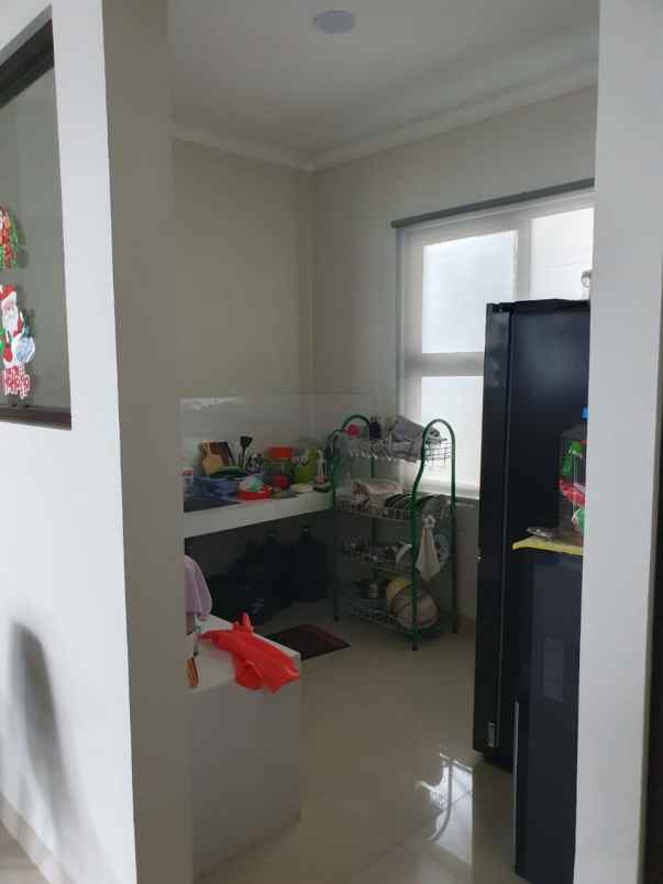 dijual rumah grand wisata cluster