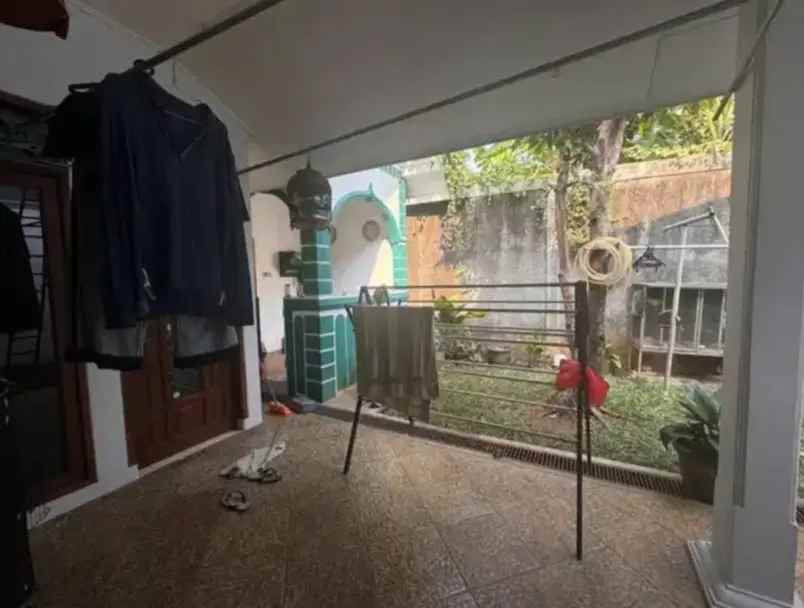 dijual rumah griya jatisari