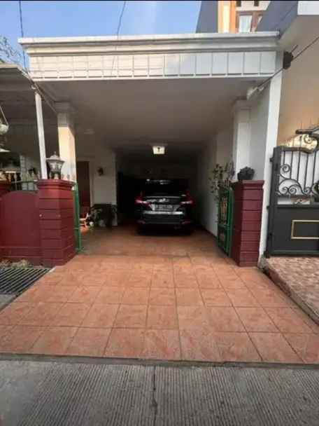 dijual rumah griya jatisari