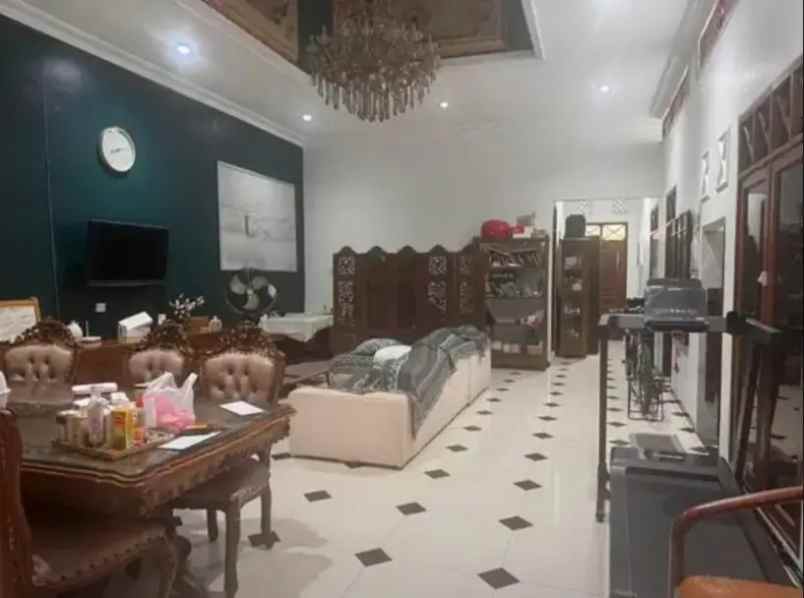 dijual rumah griya jatisari