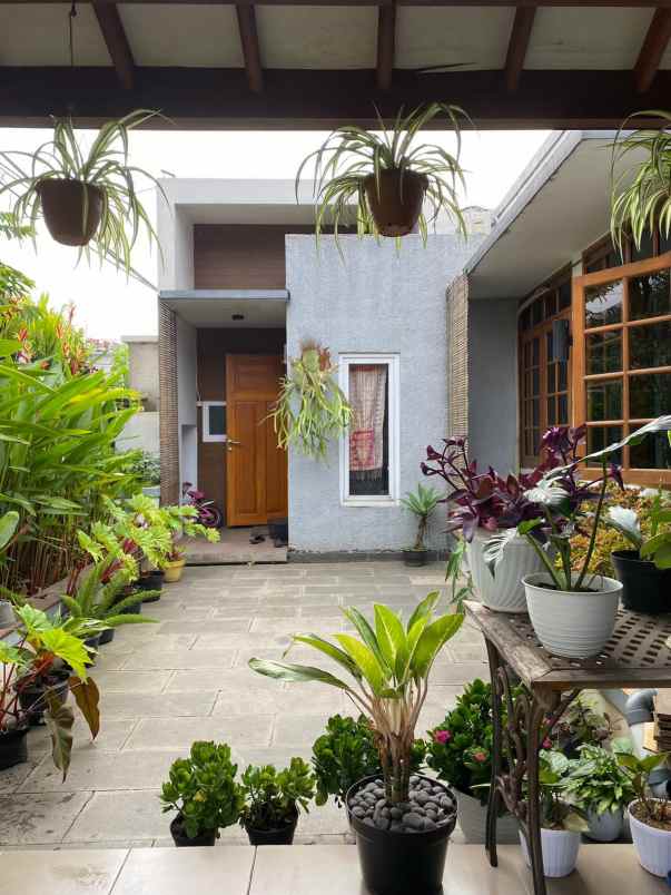 dijual rumah griya pasteur bandung utara
