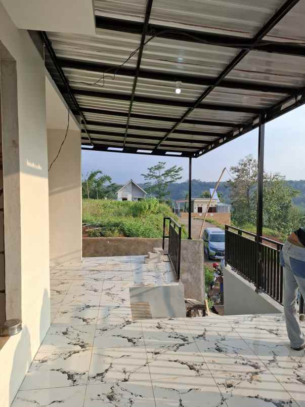 dijual rumah gunung pati