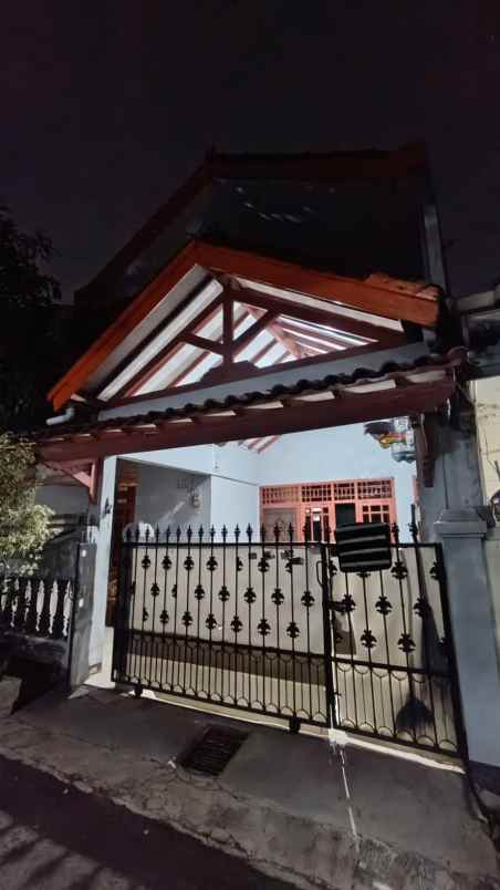 dijual rumah harapan baru
