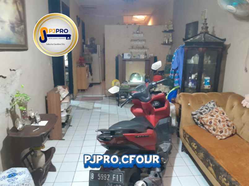 dijual rumah harapan indah