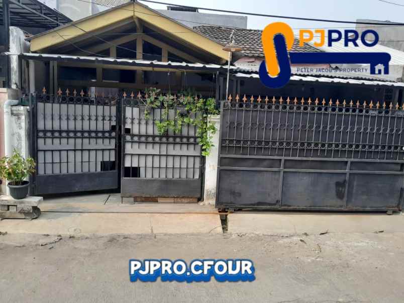 dijual rumah harapan indah