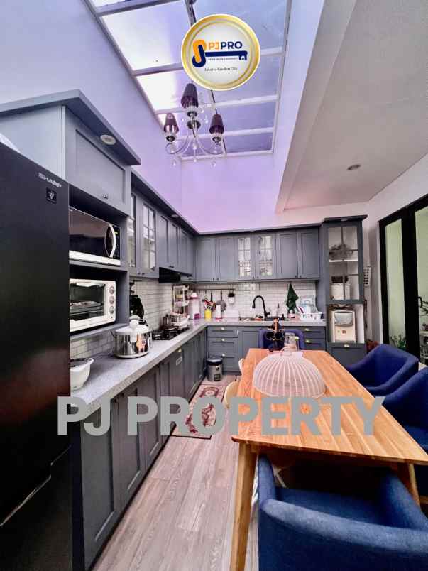 dijual rumah harapan indah cluster