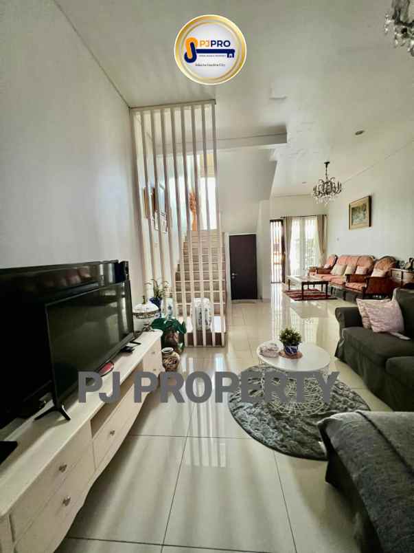 dijual rumah harapan indah cluster