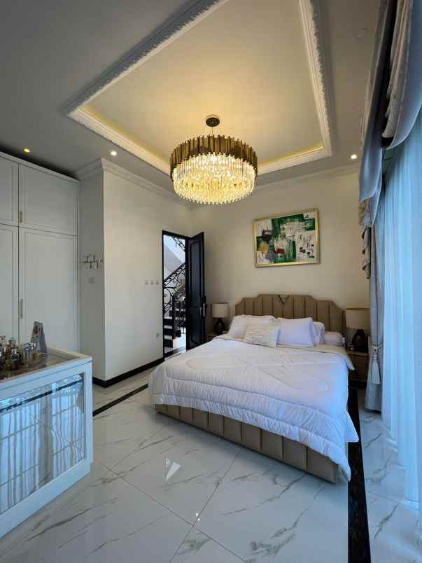 dijual rumah jagakarsa