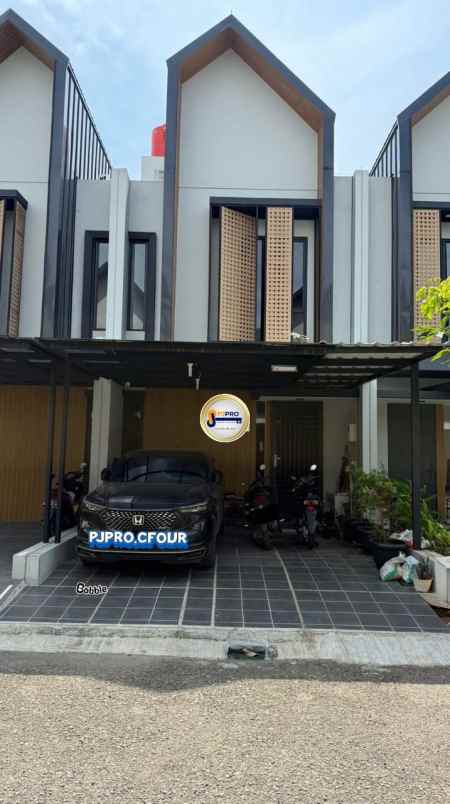 dijual rumah jakarta garden city