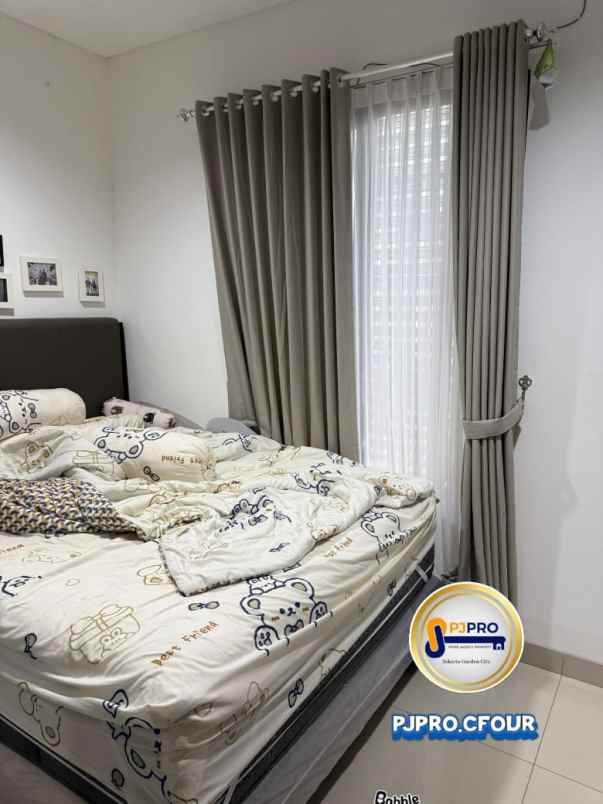 dijual rumah jakarta garden city