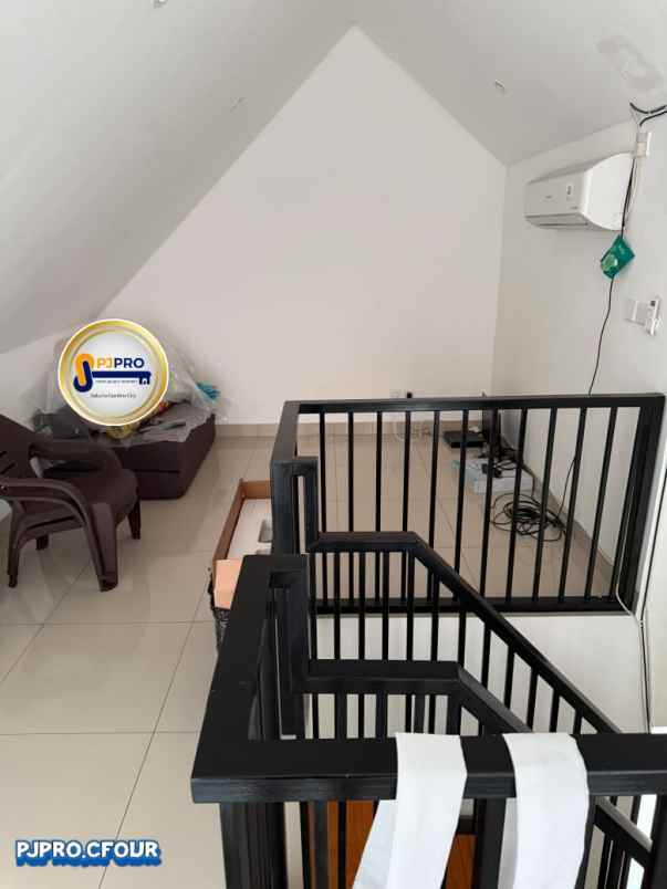 dijual rumah jakarta garden city