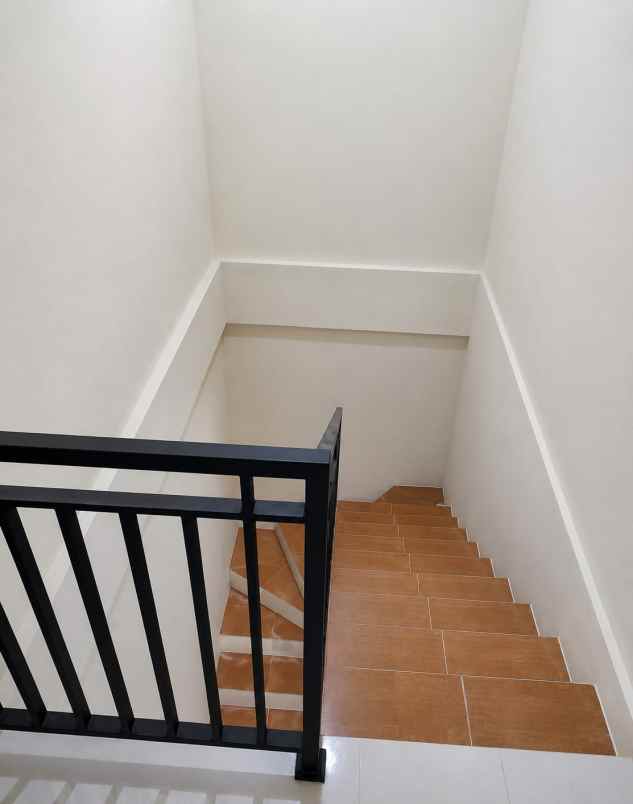 dijual rumah jakasetia nempel galaxy bekasi