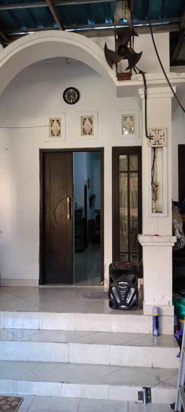 dijual rumah jalan bungtomo