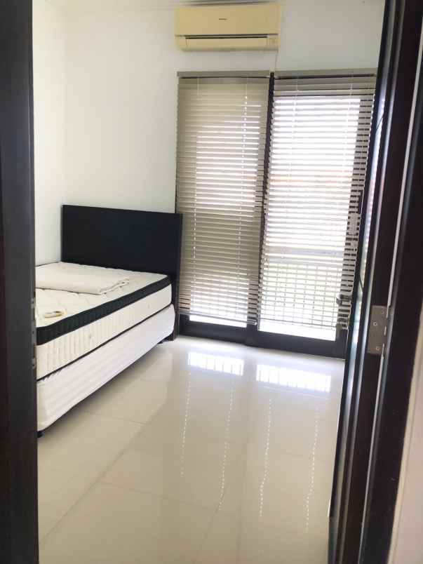 dijual rumah jalan kertadalam