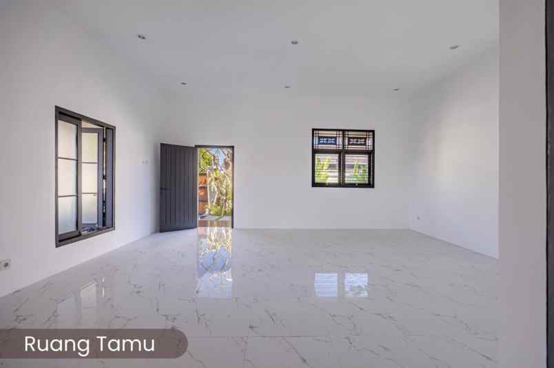 dijual rumah jalan penatih denpasar timur