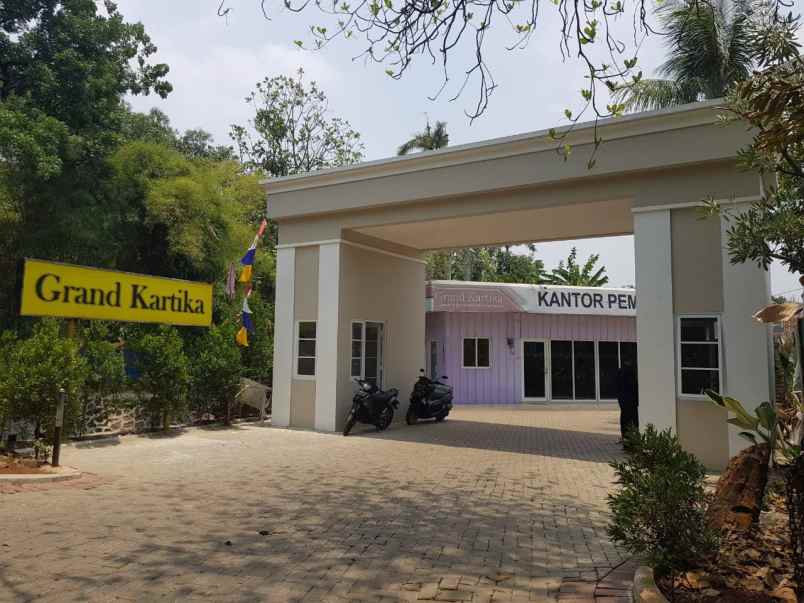 dijual rumah jalan raya jambore