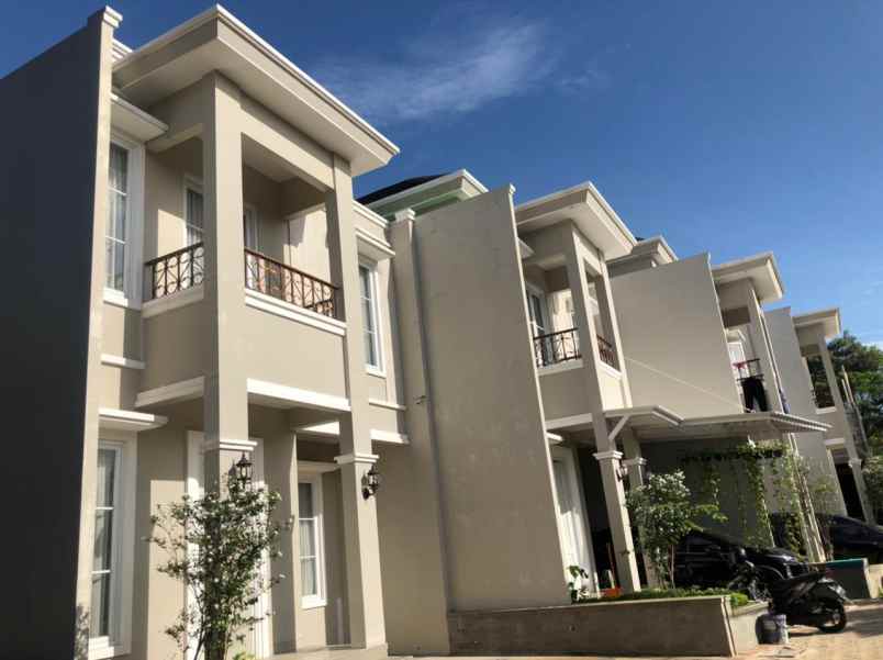 dijual rumah jalan raya jambore