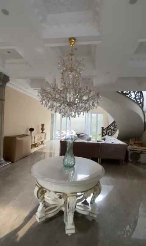 dijual rumah jalan raya kemang jakarta