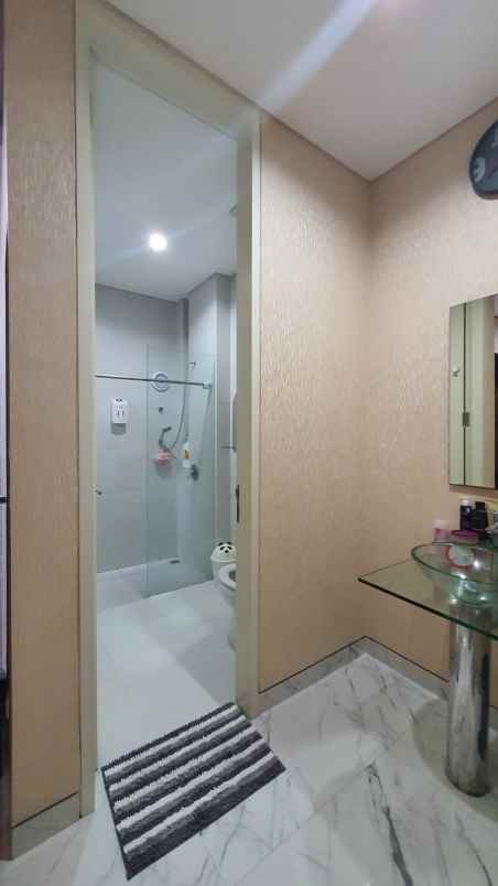 dijual rumah jalan stamford place citraland