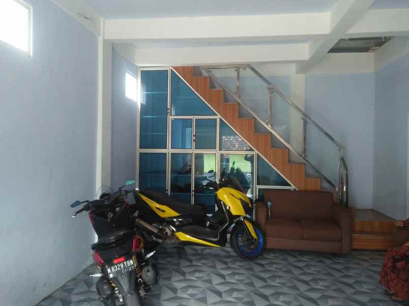 dijual rumah jalan sultan agung 2