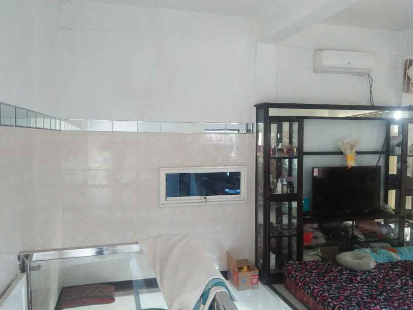 dijual rumah jalan sultan agung 2