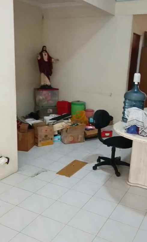 dijual rumah jalan taman puspa raya