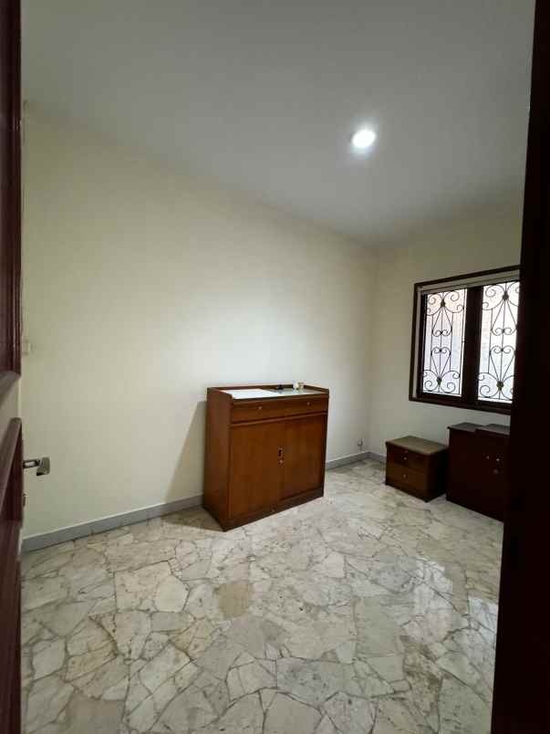 dijual rumah janur elok kelapa gading