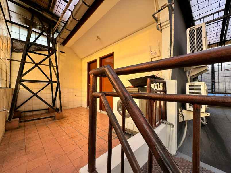 dijual rumah janur elok kelapa gading