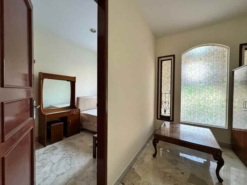 dijual rumah janur elok kelapa gading