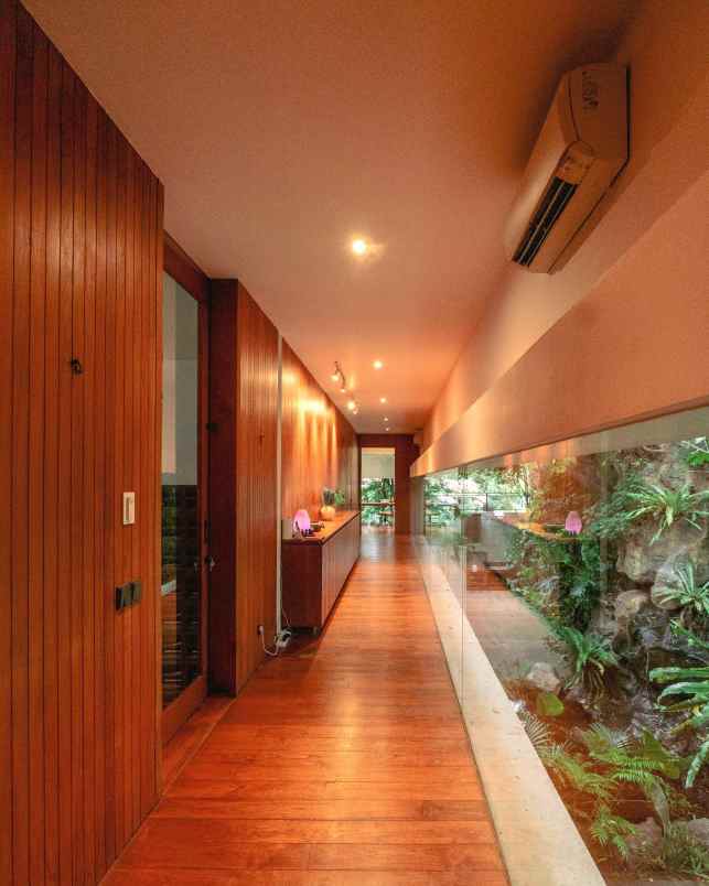 dijual rumah jati padang jaksel