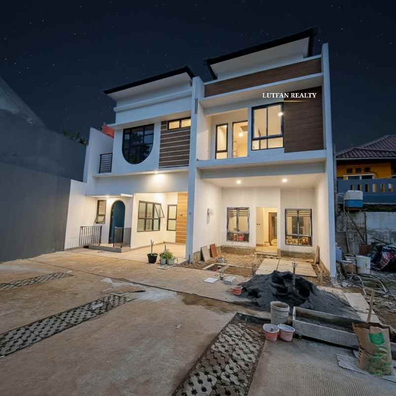 dijual rumah jati padang pasar minggu
