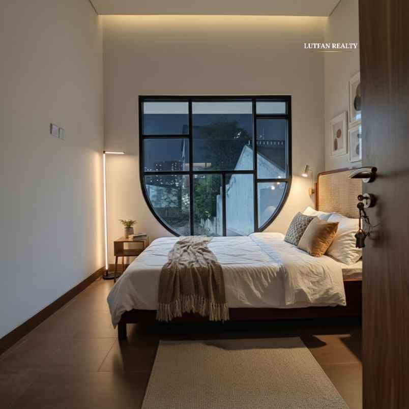 dijual rumah jati padang pasar minggu