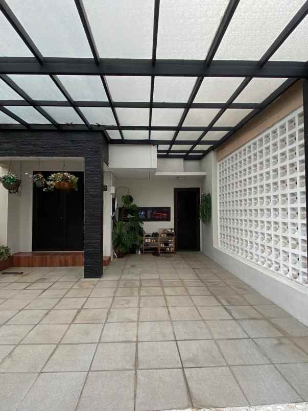 dijual rumah jaticempaka