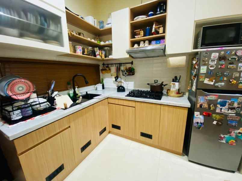 dijual rumah jaticempaka
