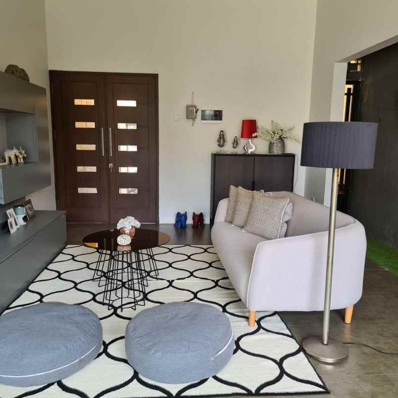 dijual rumah jaticempaka