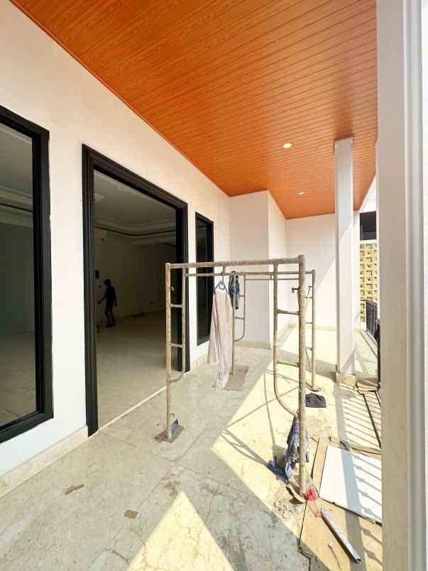 dijual rumah jatipadang