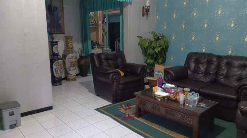 dijual rumah jatipelem