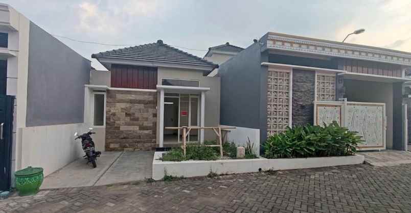 dijual rumah jedong wagir malang