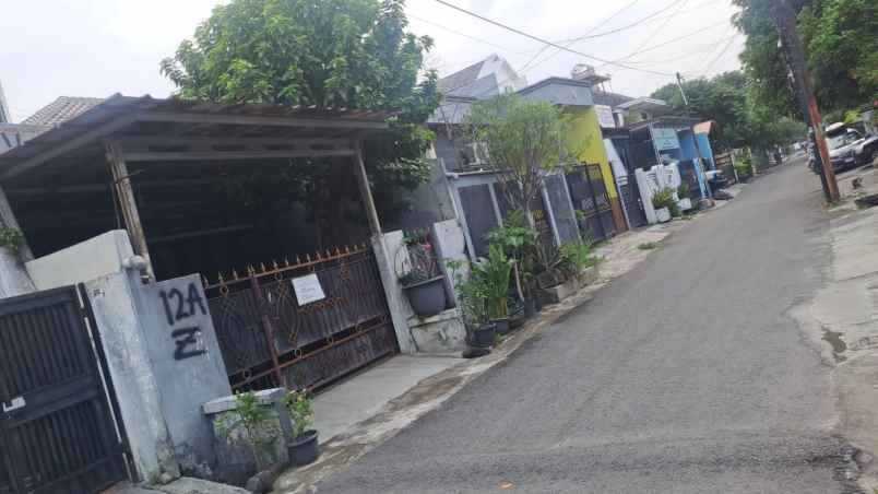 dijual rumah jl abadi pondok bambu