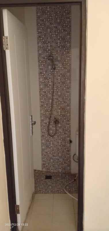 dijual rumah jl bintaro utama 9 pd